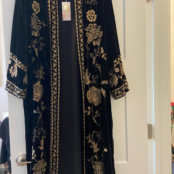 Johnny Was Black and Gold Embroidered Kimono. SUNDAY SALE ππππππ - Picture 2 of 6